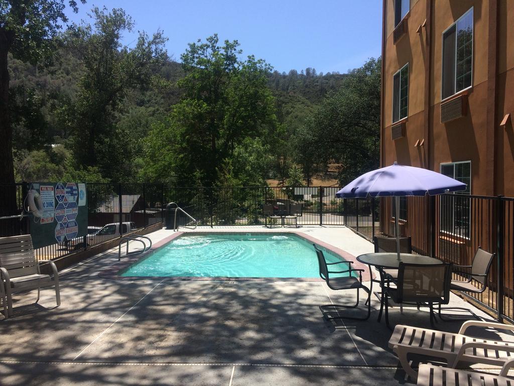 The Monarch Inn Mariposa Exterior photo